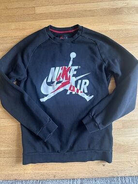 Nike Air Jordan Black Crewneck Sweatshirt